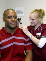 GtB Examination of a divers ears