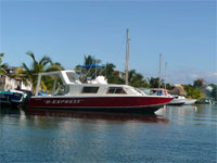 GtB Belize D-Express Water Taxi serves Placencia to Honduras