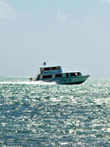 GtB Water Taxi heading for Belize City.